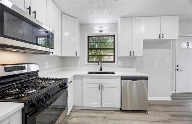 Building Photo - 2246 Hightrail Ct