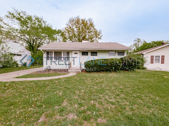 Primary Photo - Charming 3 Bedroom / Beware of Scammers!