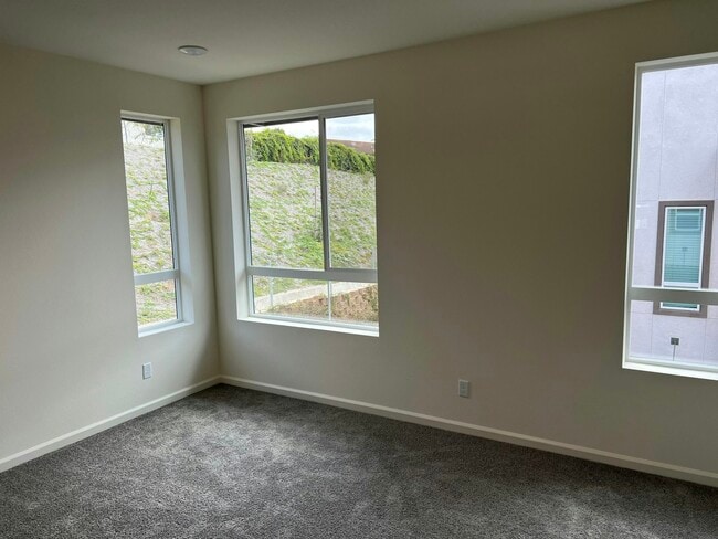 Building Photo - 991 Hunter Trl