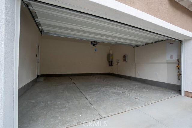 Building Photo - 28586 Via Roble