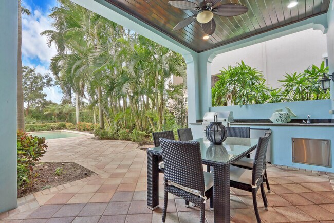 Building Photo - 124 Tulip Tree Ct