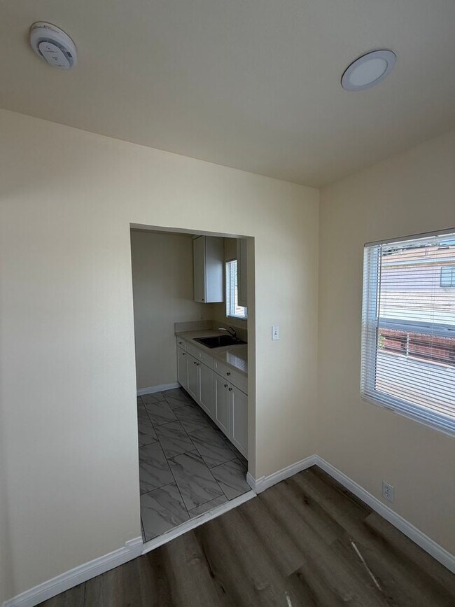 Building Photo - Bradshawe