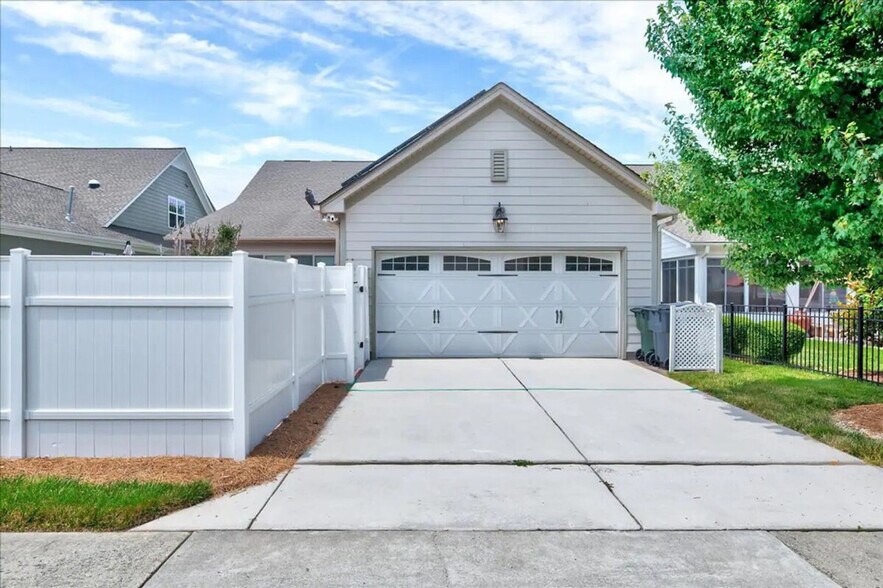 Building Photo - 1708 Hemby Ridge Ln