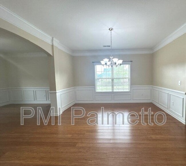 Building Photo - 348 Woodmill Cir