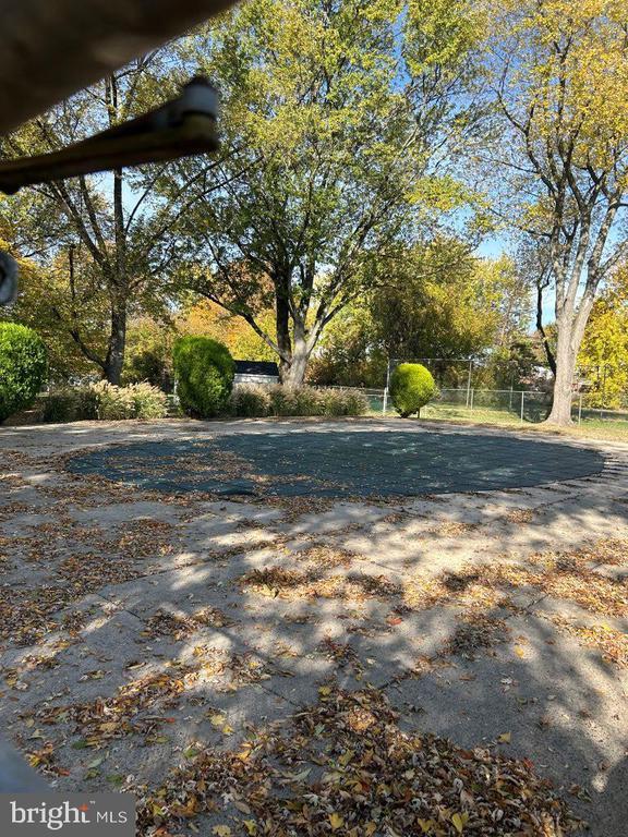 Building Photo - 4701 Pennell Rd