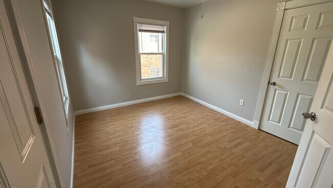 Building Photo - 12010 Paul Ave