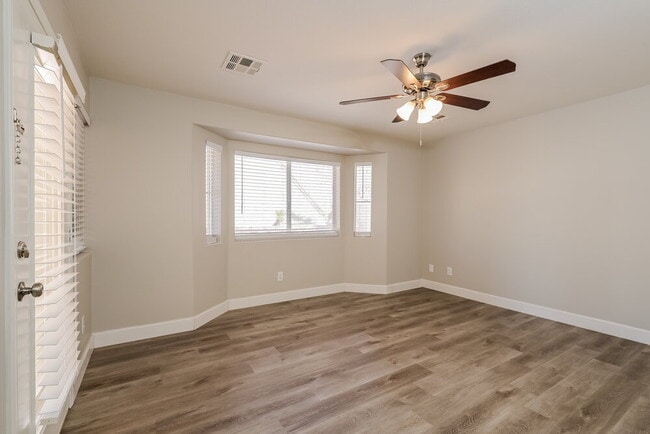 Building Photo - 1137 Shady Run Terrace