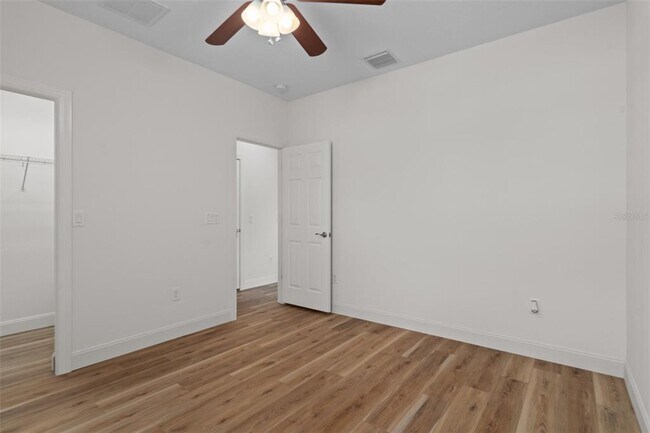 Building Photo - 16030 Bella Woods Dr