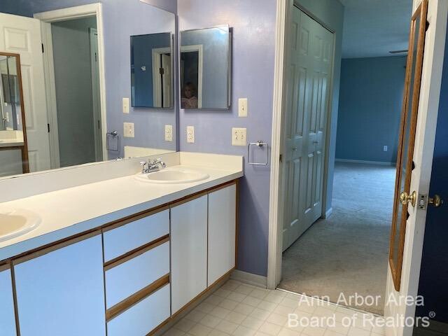 Building Photo - 1635 Weatherstone Dr