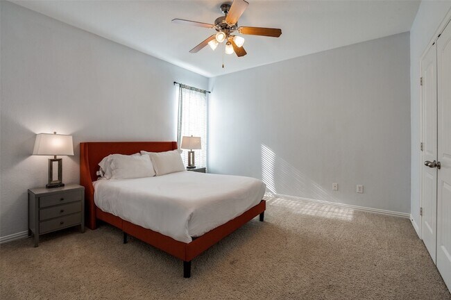 Building Photo - 3100 Camden Bluff Rd