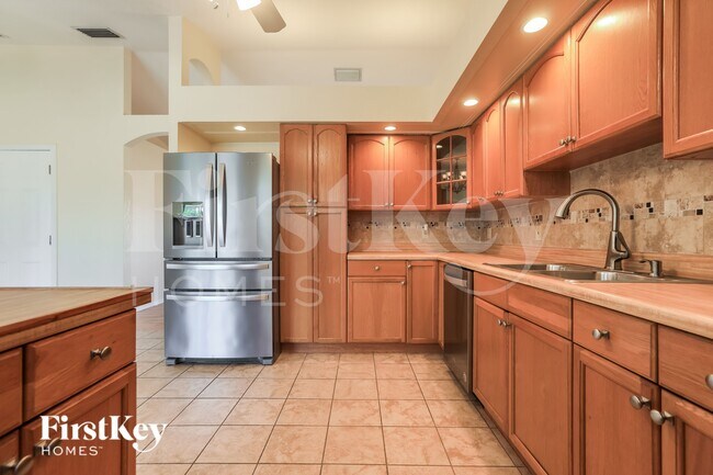 Building Photo - 7116 Brandywine Dr