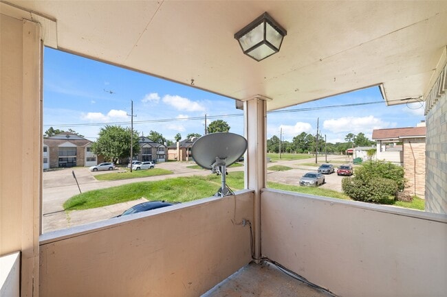 Building Photo - 1308 Brenda Ln