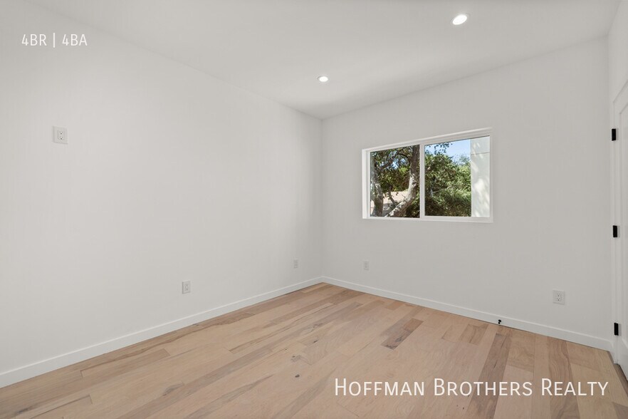 Building Photo - 3564 N Eagle Rock Blvd