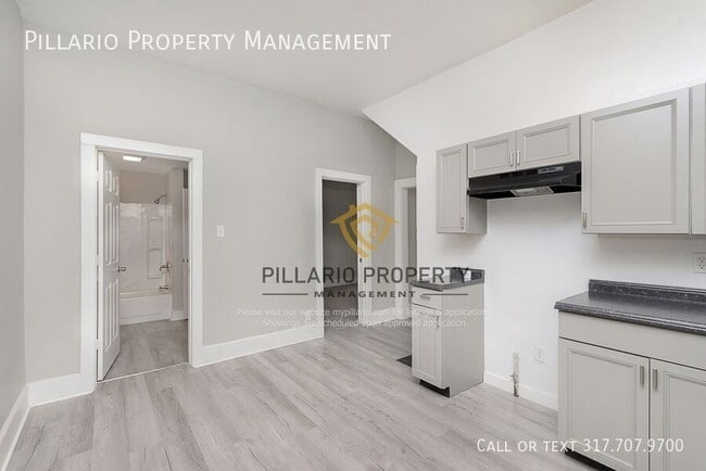 Building Photo - 33 S Addison St