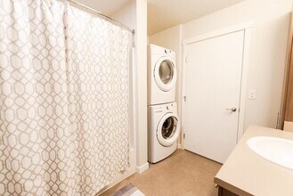 Building Photo - The Platform Apartments