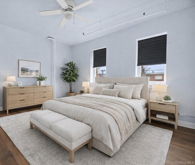 Building Photo - 23 W Main St