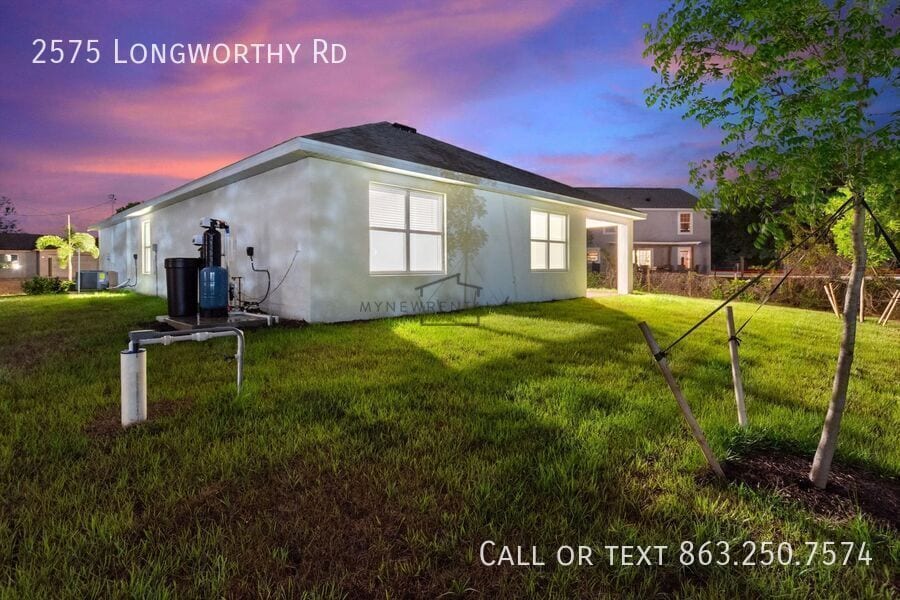 Building Photo - 2575 Longworthy Rd