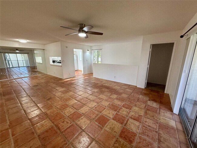 Building Photo - 110 Gardens Dr