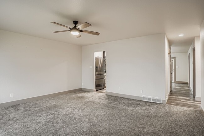 Building Photo - 13149 W Ohio Ave