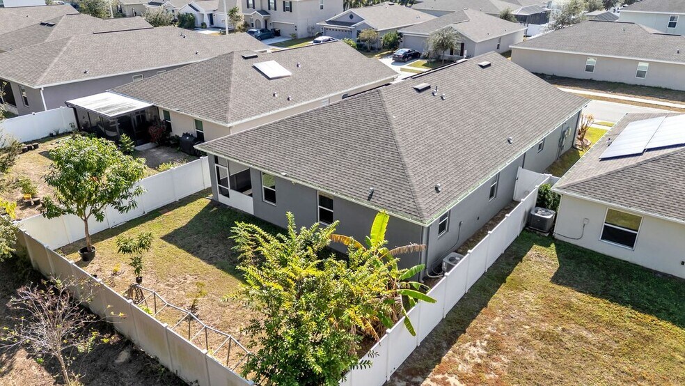 Building Photo - 244 Pershing St