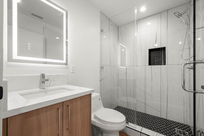 Building Photo - 1920 S Sherbourne Dr