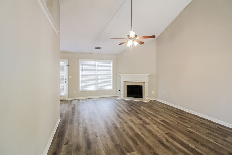 Building Photo - 4140 Preserve Ln