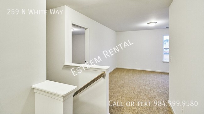 Building Photo - 259 White Way