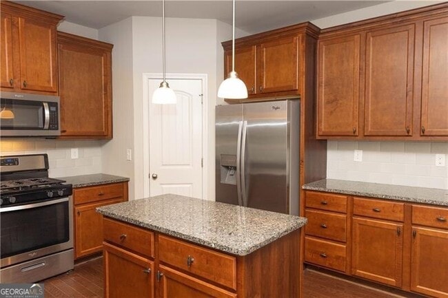 Building Photo - 772 Hawkins Creek Dr