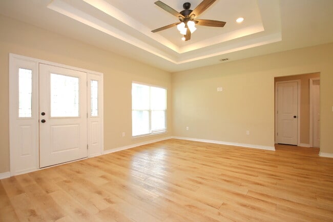 Building Photo - Enjoy Country Living with Modern Comforts!  3BR/2BA Home  with Granite Countertops, Covered Porch...