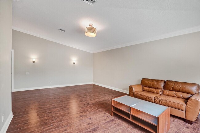 Building Photo - 10442 NW 60th Pl