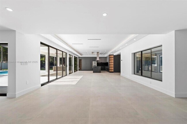 Building Photo - 7530 SW 134th St