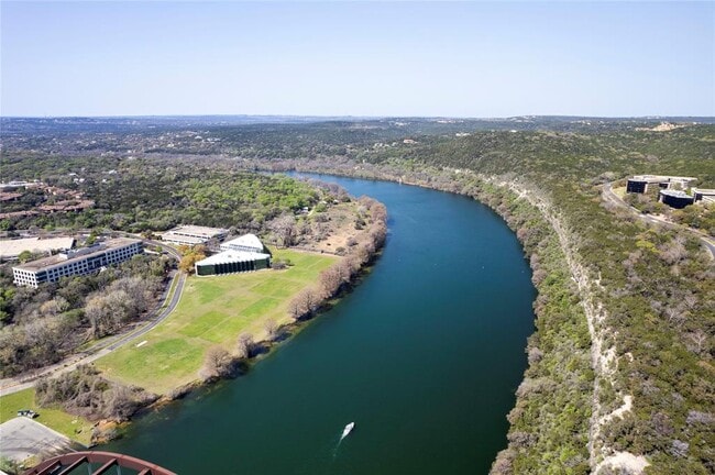 Building Photo - 6000 Shepherd Mountain Cove