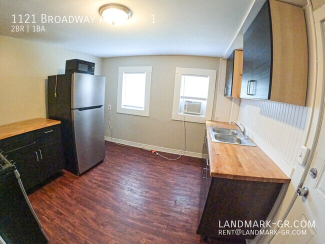 Building Photo - 1121 Broadway Ave NW