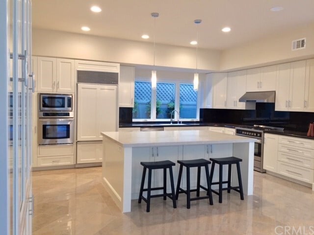 Building Photo - 120 Via Trieste