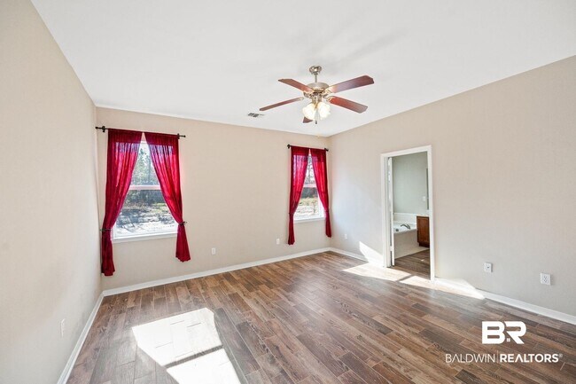 Building Photo - 3216 Bellingrath Dr