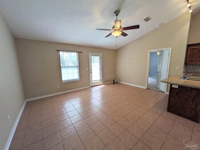 Building Photo - 4920 Mayo Cir