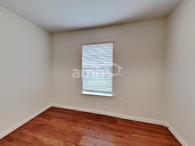 Building Photo - 3906 Hawthorn Glen Ct