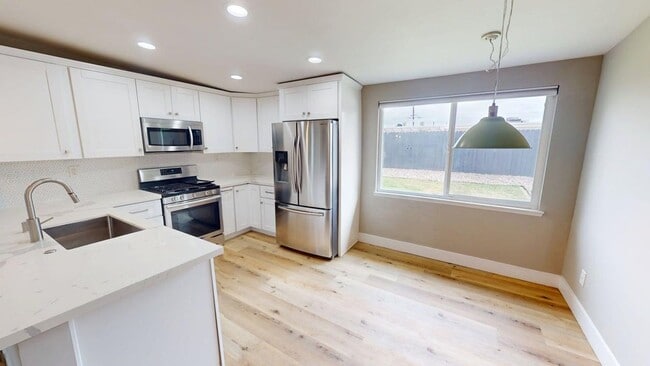 Building Photo - Updated Single-Story with A/C | Coastal Living