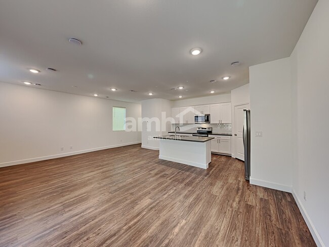 Building Photo - 9133 S Conquistador Street