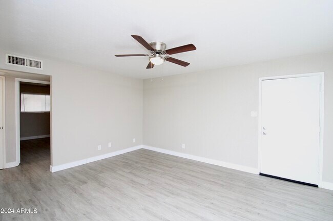 Building Photo - 2241 West Campbell Ave