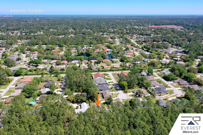 Building Photo - 10 Wildwood Pl