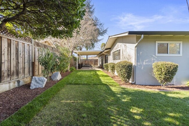 Building Photo - 3274 Todd Way