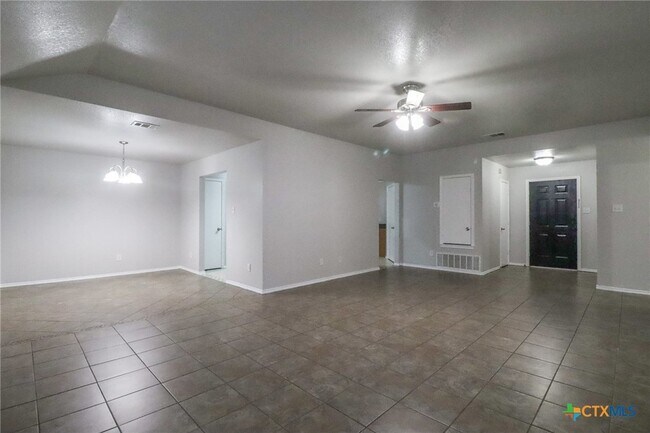 Building Photo - 1705 Liberty Hill Dr
