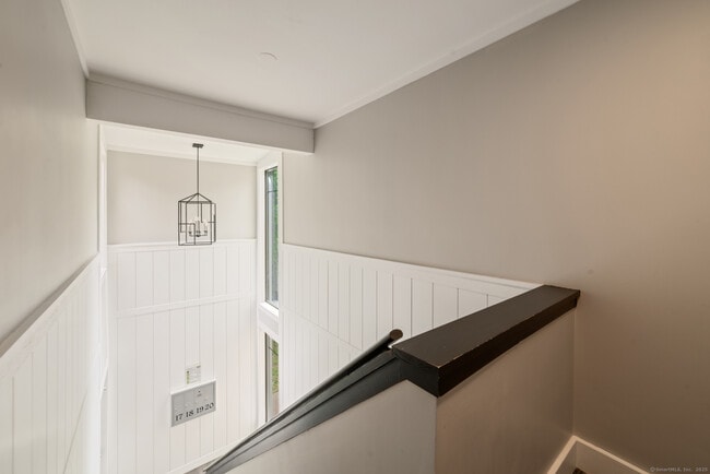 Building Photo - 19 Keeler Close
