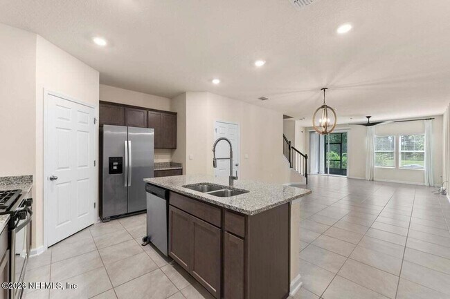 Building Photo - 49 Coastline Wy