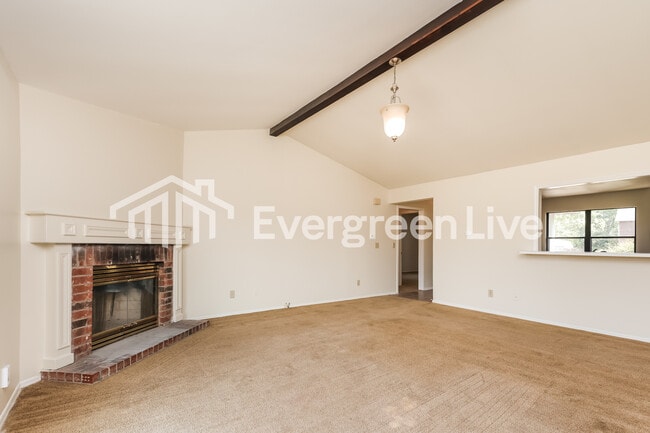 Building Photo - 6800 Deer Bluff Dr