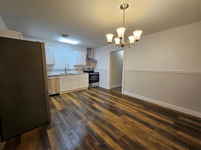 Building Photo - 541 S Mockingbird Ln