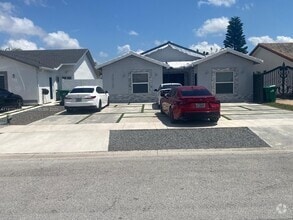 Building Photo - 14730 SW 57th Terrace