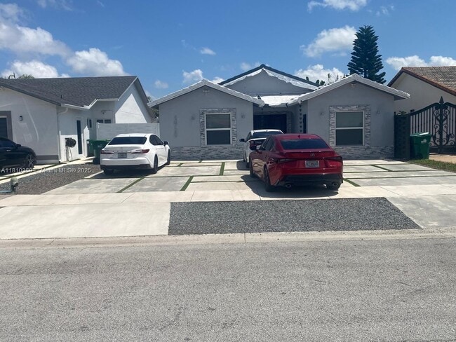 Primary Photo - 14730 SW 57th Terrace