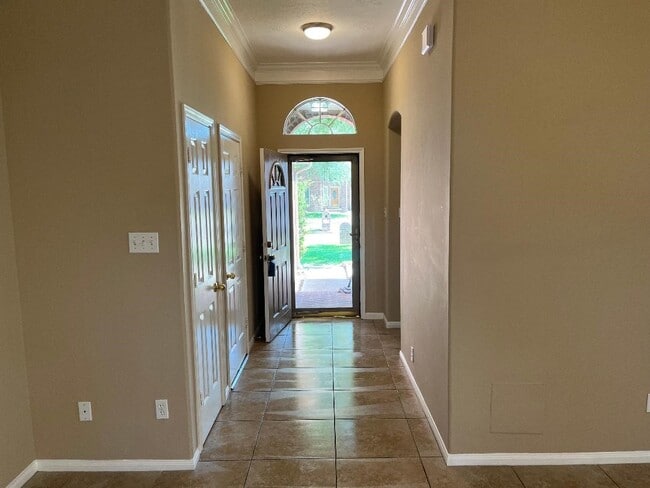 Building Photo - 21114 Brookrock Cir